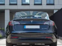 Gebraucht Tesla Model 3 Long Range RWD 147 kW (201 PS) 2022 Schwarz Limousine