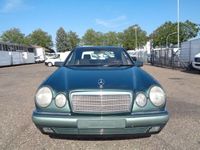 Gebraucht Mercedes E320 Elegance 220 PS (161 kW) 1995 Grün Limousine