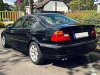 Usado BMW 323 170 HP (125 kW) 2000 Preto Sedan