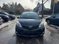 Gebraucht Toyota Yaris 69 PS (50 kW) 2013 Schwarz Kleinwagen