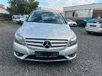 Gebraucht Mercedes B180 110 PS (80 kW) 2013 Silber Kleinwagen
