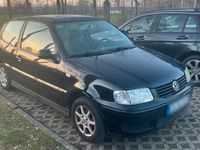 Gebraucht VW Polo 60 PS (44 kW) 2000 Schwarz Kleinwagen