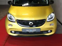 Usata Smart ForFour Passion 71 CV (52 kW) 2015 Giallo Utilitaria