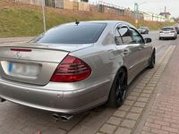 Second-hand Mercedes E240 177 CP (130 kW) 2005 Gri Berlinǎ