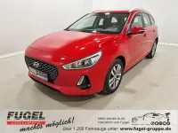 Gebraucht Hyundai i30 Style 120 PS (88 kW) 2018 Rot Kombi