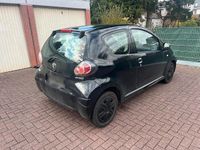 Gebraucht Toyota Aygo 69 PS (50 kW) 2009 Schwarz Kleinwagen