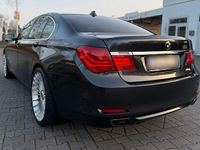 Gebraucht BMW 730L 245 PS (180 kW) 2010 Limousine