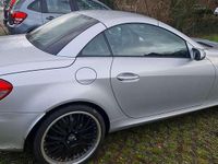 Gebraucht Mercedes SLK280 231 PS (169 kW) 2006 Silber Cabrio