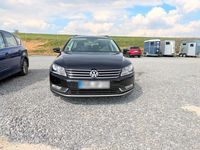Gebraucht VW Passat 140 PS (102 kW) 2013 Schwarz Kombi