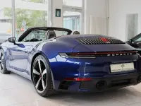 Gebraucht Porsche 911 Carrera 4S Cabriolet 450 PS (330 kW) 2024 Enzianblaumetallic Cabrio