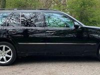 Gebraucht Mercedes E280 204 PS (150 kW) 2001 Schwarz Kombi