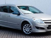 Gebraucht Opel Astra 125 PS (91 kW) 2010 Silber Kombi