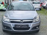 Gebraucht Opel Astra Edition 140 PS (102 kW) 2006 Silber Limousine