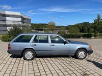 Gebraucht Mercedes 200 136 PS (100 kW) 1989 Blau Kombi