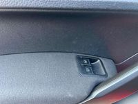 Gebraucht VW Caddy Trendline 102 PS (75 kW) 2017 Rot Van / Kleinbus