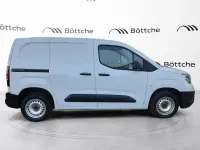 Gebraucht Opel Combo Edition 102 PS (75 kW) 2023 Weiß Van / Kleinbus