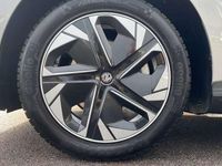 Gebraucht MG MG4 EV Luxury 150 kW (204 PS) 2023 Medal silver Kleinwagen