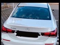 Gebraucht Mercedes A200 163 PS (119 kW) 2019 Weiß Limousine