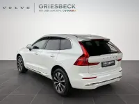 Gebraucht Volvo XC60 Plus 197 PS (144 kW) 2023 Crystalweiss perleffekt SUV