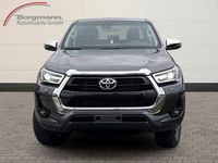 Neu Toyota HiLux Executive 204 PS (150 kW) 2025 Grey metallic Pickup