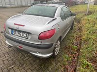 Gebraucht Peugeot 206 CC 136 PS (100 kW) 2001 Silber Cabrio