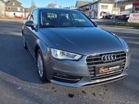 Gebraucht Audi A3 Attraction 105 PS (77 kW) 2013 Grau Coupé