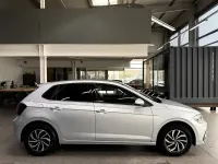 Usata VW Polo Life 95 CV (69 kW) 2025 Argento Berlina