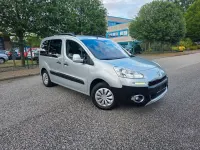 Gebraucht Peugeot Partner Tepee Active 98 PS (72 kW) 2013 Silber Van / Kleinbus