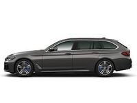 Gebraucht BMW 530 M Sport 286 PS (210 kW) 2021 Sophistograu brillanteffekt me Kombi