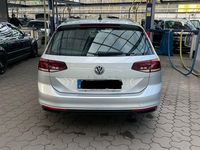 Gebraucht VW Passat Comfortline 190 PS (139 kW) 2019 Schwarz Kombi