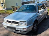 Gebraucht VW Golf III 60 PS (44 kW) 1997 Silber Kleinwagen