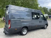 Gebraucht Iveco Daily 179 PS (131 kW) 2021 Grau Van