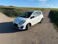 Gebraucht Renault Twingo Night&Day 75 PS (55 kW) 2010 Weiß Kleinwagen