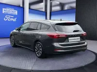 Gebraucht Ford Focus Titanium 125 PS (91 kW) 2024 Magnetic metallic Kombi