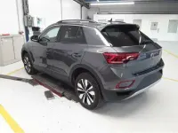 Gebraucht VW T-Roc Move 110 PS (80 kW) 2023 Grau SUV