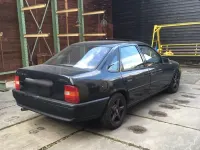 Gebraucht Opel Vectra 90 PS (66 kW) 1992 Schwarz Limousine