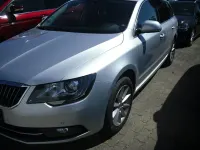 Gebraucht Skoda Superb Ambition 160 PS (117 kW) 2015 Silber Kombi
