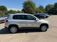 Gebraucht VW Tiguan Team 140 PS (102 kW) 2011 Gold SUV