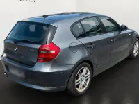 Gebraucht BMW 118 122 PS (89 kW) 2010 Grau Kleinwagen