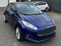 Gebraucht Ford Fiesta Titanium 101 PS (74 kW) 2016 Blau Limousine