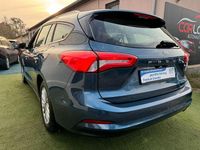 Gebraucht Ford Focus Titanium 125 PS (91 kW) 2021 Blau Kombi