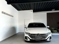 Gebraucht VW Arteon R-line 190 PS (139 kW) 2023 Oryxweiß perlmutteffekt Kombi