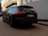 Second-hand Ford Focus 150 CP (110 kW) 2019 Negru Break