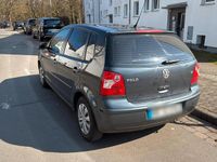 Gebraucht VW Polo 75 PS (55 kW) 2004 Blau Kleinwagen