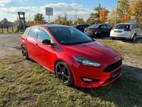 Używany Ford Focus ST-Line 150 KM (110 kW) 2009 Czerwony Sedan/Limuzyna