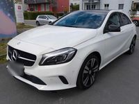 Gebraucht Mercedes A250 211 PS (155 kW) 2016 Weiß Kleinwagen
