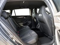 Gebraucht VW Passat R-line 150 PS (110 kW) 2026 Grau Kombi