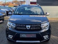Gebraucht Dacia Logan Stepway 90 PS (66 kW) 2019 Grau Limousine