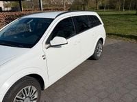 Gebraucht Opel Astra 110 PS (80 kW) 2010 Weiß Kombi