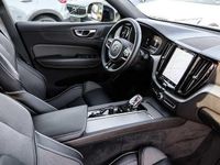 Gebraucht Volvo XC60 Plus 349 PS (256 kW) 2022 Grau SUV